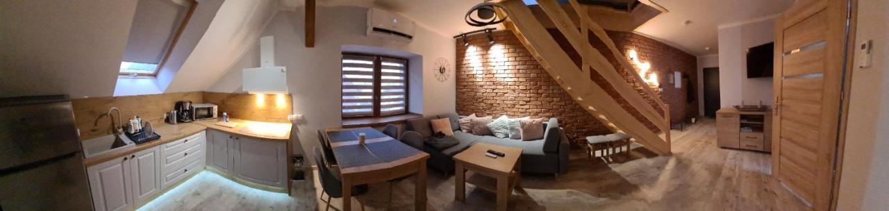 Apartament Komarno III Єленя-Ґура Екстер'єр фото